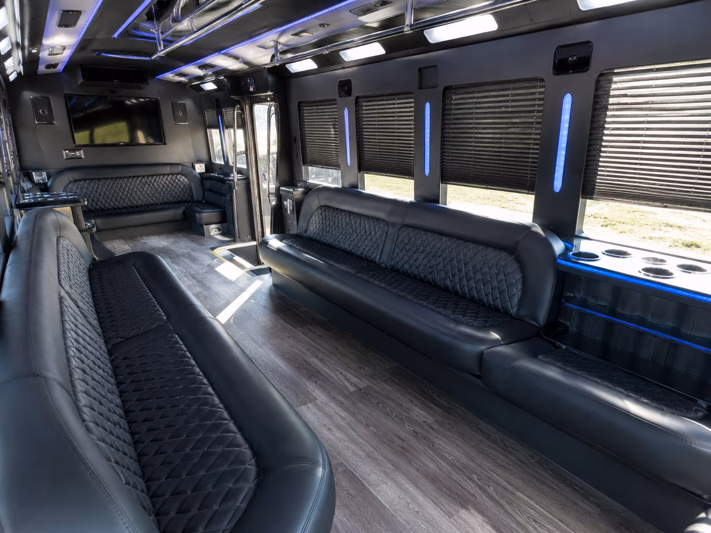 La Mesa Birthday, Sweet 16, & Quinceañera Party Bus Rentals