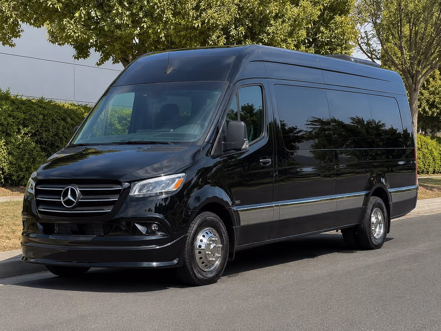 San Diego Airport Shuttle & Transportation party bus exterior