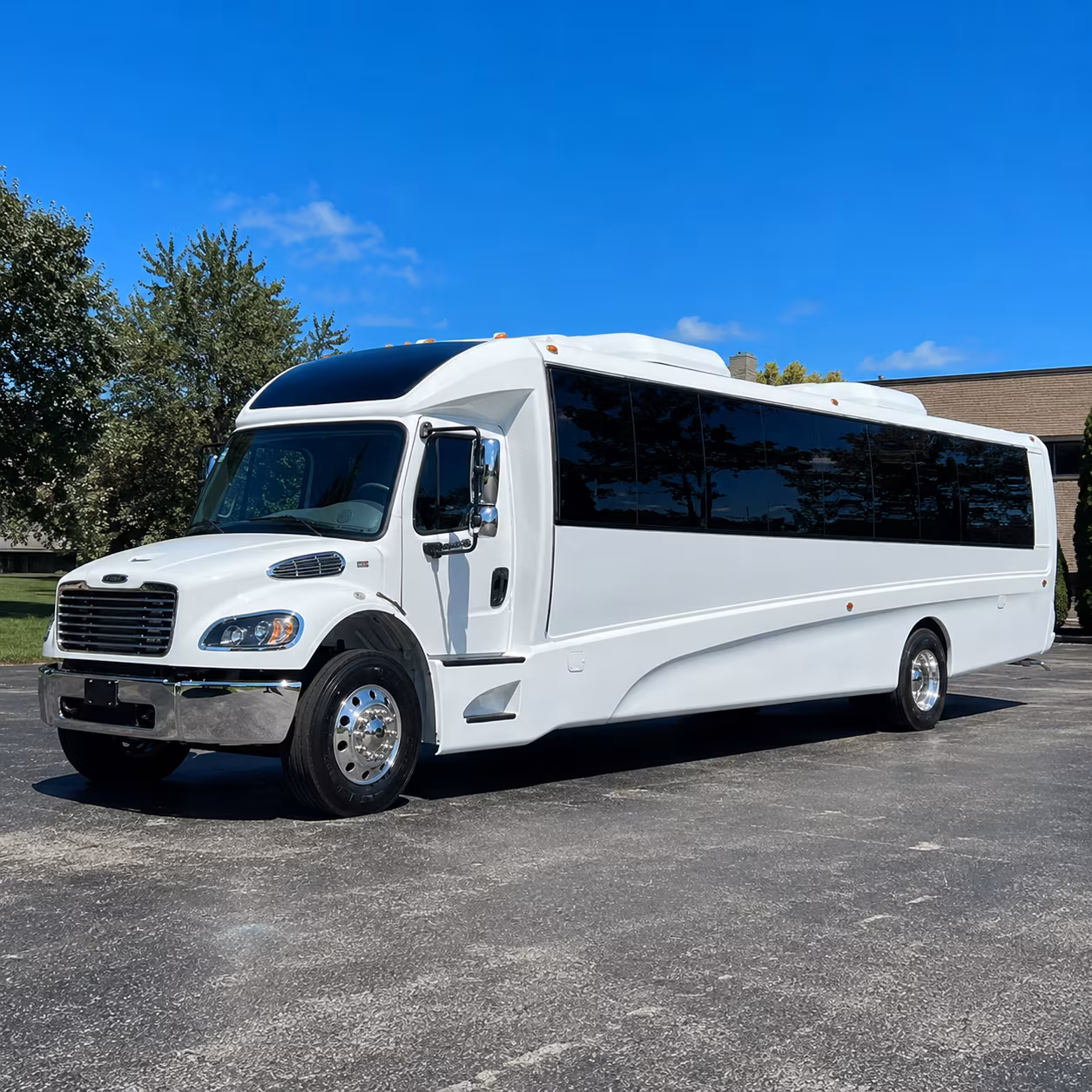 San Diego Airport Shuttle & Transportation party bus exterior